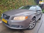 Volvo V70 2.0T Kinetic, Euro 5, Beige, Stationwagon, 1558 kg