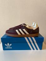 Adidas Samba OG Maroon Gold Metallic | EU 41 1/3, Kleding | Dames, Schoenen, Adidas, Nieuw, Ophalen of Verzenden, Sneakers of Gympen