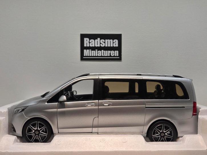 Mercedes-Benz V-Klasse W447 AMG-line - silver - 1:18 Norev, Hobby en Vrije tijd, Modelauto's | 1:18, Zo goed als nieuw, Auto, Norev