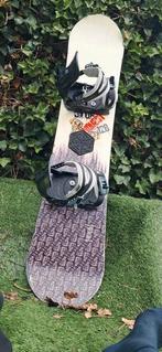 Snowboard 128cm met bindingen, Sport en Fitness, Snowboarden, Ophalen, Gebruikt, Board