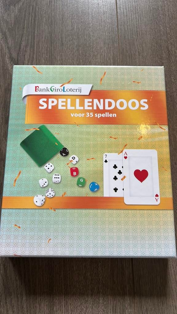 Spellendoos 35 spellen, Ophalen of Verzenden, Zo goed als nieuw