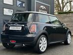 MINI Mini 1.6 COOPER / EL PAKKET / LM VELGEN / WIT DAK ..., Auto's, Voorwielaandrijving, Stof, Gebruikt, 4 cilinders