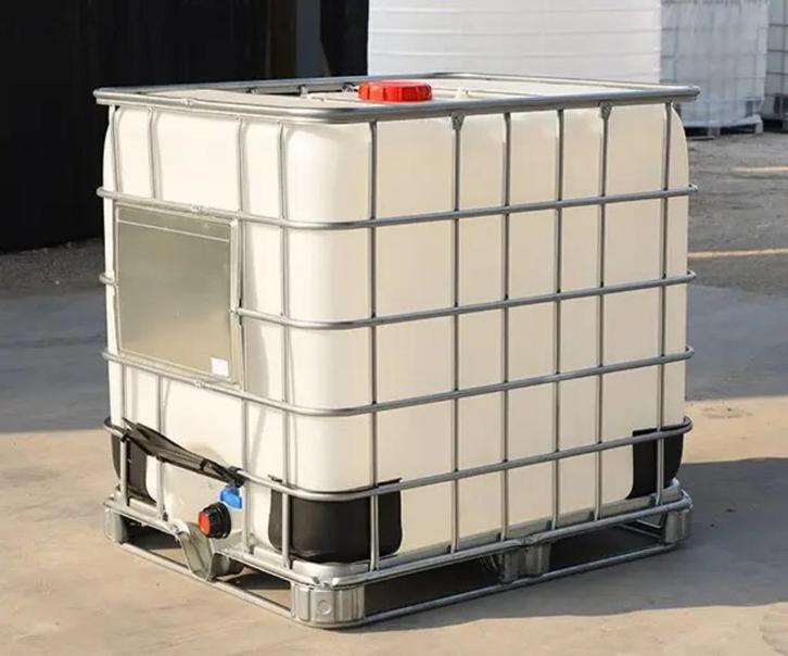 IBC'S 1000 liter UN-keur, Tuin en Terras, Regentonnen, Zo goed als nieuw, Kunststof, 150 liter of meer, Met kraantje, Ophalen