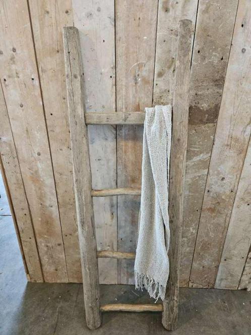 oude trap ``WOONWINKEL RUSTIEK``, Antiek en Kunst, Antiek | Woonaccessoires, Ophalen of Verzenden