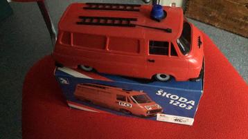 SKODA 1203 TJECHIE NIEUW UIT MIJN VITRINE NIEUW + DOOS beschikbaar voor biedingen