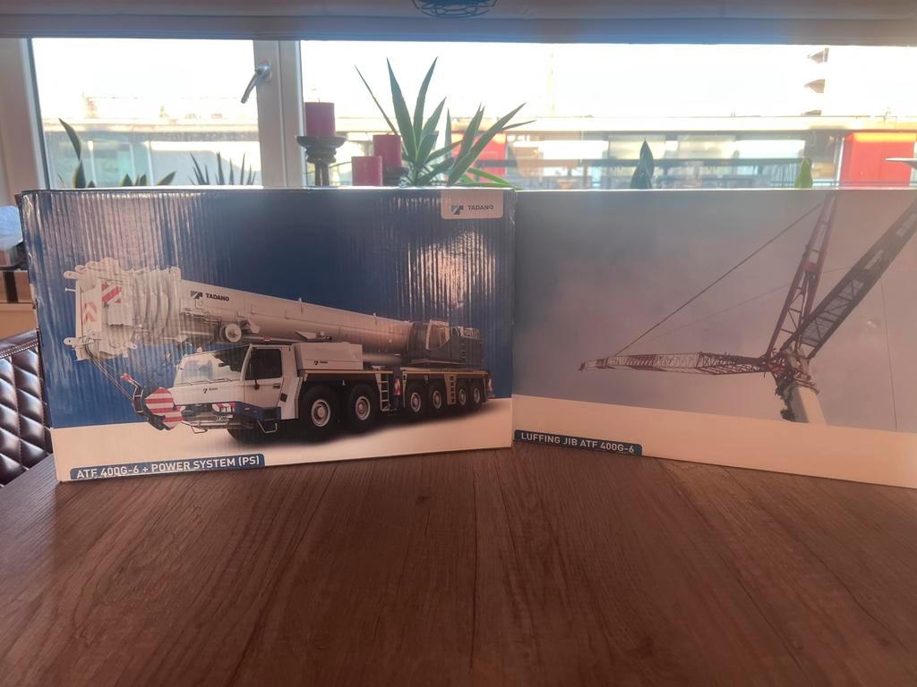 ≥ WSI Tadano ATF400G-6 + Luffing Jib — Modelauto's | 1:50