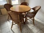 Tafel en 4 rieten/rotan stoelen, Ophalen, Zo goed als nieuw, 4 tot 6 stoelen