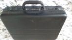 Diplomaten koffer; kleur buitenzijde zwart, Gebruikt, Hard kunststof, 45 tot 55 cm, Slot