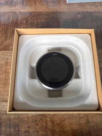 Google Nest Thermostaat RVS beschikbaar voor biedingen