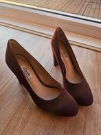 Clarks maat 37, suède leer, aubergine, Ophalen of Verzenden, Nieuw, Overige kleuren