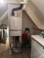 Vaillant ecoTEC plus 	•	Bouwjaar: 2021, 30 tot 80 cm, Cv-ketel of Combi-ketel, Minder dan 60 cm, Ophalen of Verzenden