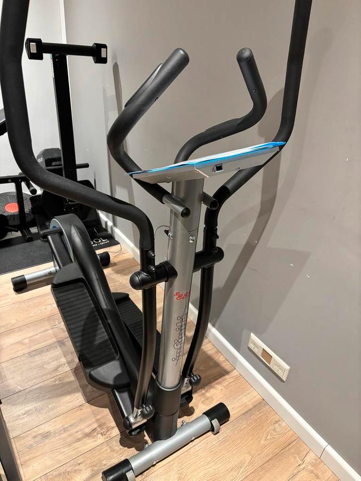 Crosstrainer - Perfect voor thuis!, Sport en Fitness, Fitnessapparatuur, Gebruikt, Crosstrainer, Armen, Metaal, Ophalen