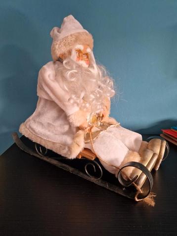 Kerstman op slee 30 cm hoog beschikbaar voor biedingen