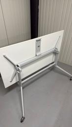 Thonet - Designer Bureau - (inklapbaar) nieuwprijs €1000,-, Huis en Inrichting, Bureaus, Ophalen, Met wielen, Zo goed als nieuw