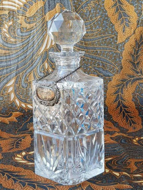 Oude Engelse whiskykaraf van kristal met label van zilver., Antiek en Kunst, Antiek | Woonaccessoires, Ophalen of Verzenden