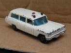 AMBULANCE S&S CADILLAC  - matchbox, Gebruikt, Ophalen of Verzenden, Auto