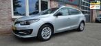 Renault Mégane Estate 1.2 TCe Limited Trekhaak! Airco/Clima, Auto's, Voorwielaandrijving, Euro 5, Gebruikt, 4 cilinders