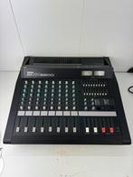 Yamaha EMX2200 Powered Mixer 800W, Muziek en Instrumenten, Mengpanelen, Ophalen of Verzenden