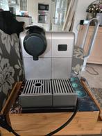 Delonghi Nespresso lattissima touch koffiemachine, Ophalen of Verzenden, Zo goed als nieuw, Koffiemachine