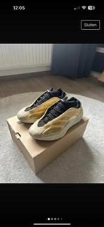 Yeezy 700 maat 402/3, Kleding | Heren, Schoenen, Ophalen of Verzenden, Zo goed als nieuw