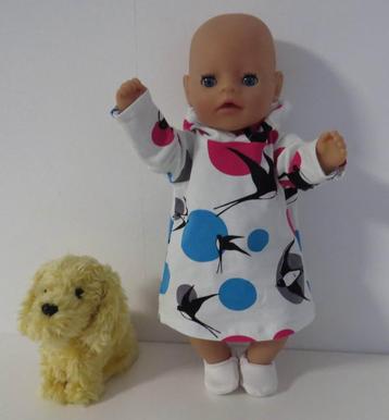 poppenkleertjes babypop born little 36cm (hoodiejurk ) beschikbaar voor biedingen
