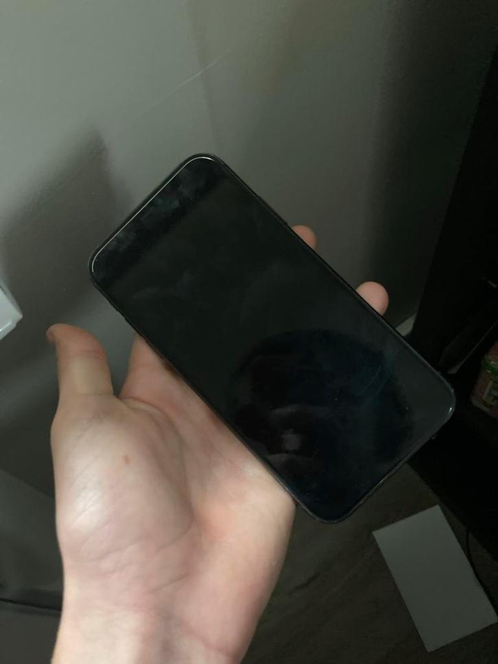 iPhone 11 - Goed werkend!, Telecommunicatie, Mobiele telefoons | Apple iPhone, Gebruikt, 64 GB, Zonder abonnement, Zonder simlock