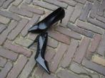 GRATIS VERZENDEN NIEUWE ZWARTE LAK PARTY HAKKEN MT 40, Verzenden, Zwart, Nieuw, Schoenen met hoge hakken