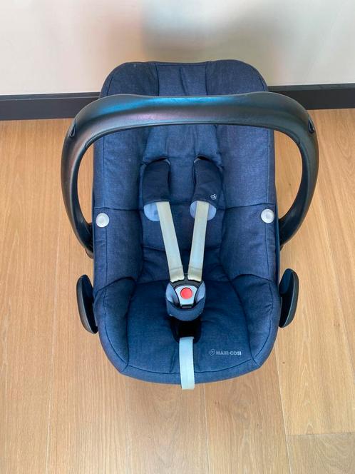 Maxi Cosi Pebble Plus blauw, Kinderen en Baby's, Autostoeltjes, Gebruikt, Maxi-Cosi, 0 t/m 13 kg, Autogordel, Ophalen