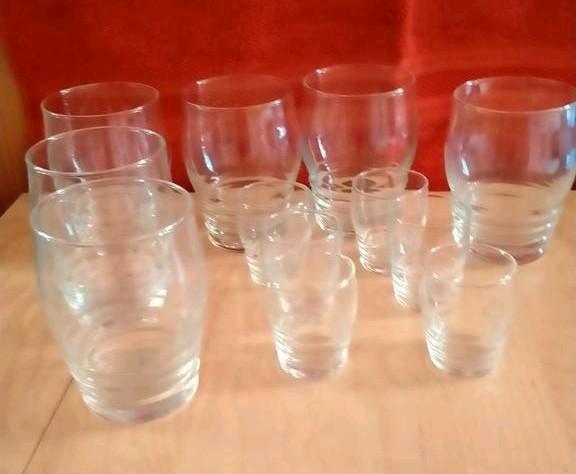 Wijnglazen en borrelglazen met ribbelvoet., Antiek en Kunst, Antiek | Glas en Kristal, Ophalen of Verzenden