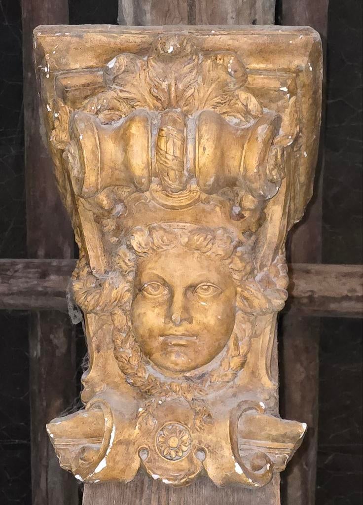 Antieke stenen consoles uit kasteel (2 stuks), Antiek en Kunst, Ophalen