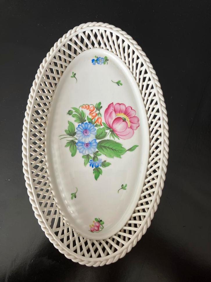 Herend 7375 porselein Antieke Schaal met Bloemmotief, Antiek en Kunst, Antiek | Schalen, Ophalen