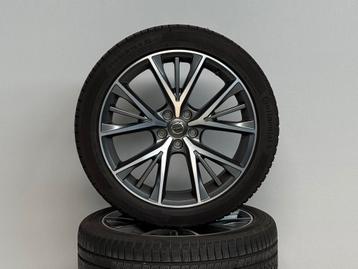 Originele 19 inch Volvo V90 Winterset 255/40R19 100V XL M+S beschikbaar voor biedingen