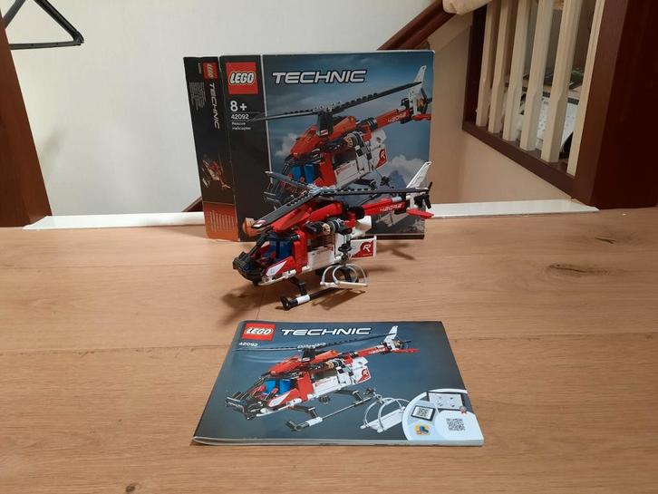 Lego Technic 42092 reddingshelikopter, Kinderen en Baby's, Speelgoed | Duplo en Lego, Zo goed als nieuw, Lego, Complete set, Ophalen of Verzenden