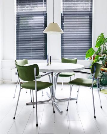 set van vier Gispen De Wit eetkamerstoelen beschikbaar voor biedingen