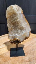 Agaat op standaard, Verzamelen, Mineralen en Fossielen, Ophalen of Verzenden