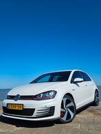 Parelmoerwit Volkswagen Golf 7 GTI Performance DSG, 4 cilinders, Wit, Particulier, Hatchback