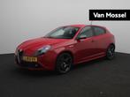 Alfa Romeo Giulietta 1.4 Turbo MultiAir Super | Trekhaak | A, Auto's, Alfa Romeo, Stof, Euro 6, 4 cilinders, Met garantie (alle)