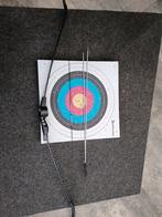 boog met pijlen en doelwit, Sport en Fitness, Handboogschieten, Ophalen