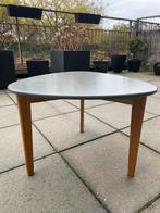 Leuke driehoekige IKE tafel, Huis en Inrichting, Ophalen, Gebruikt