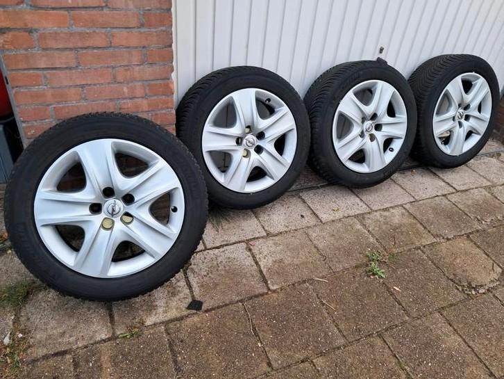 Opel zafira winterbanden, Auto-onderdelen, Overige Auto-onderdelen, Ophalen