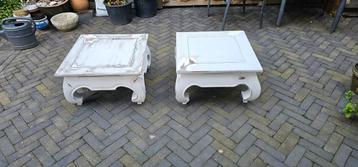 Opium tafel 2x beschikbaar voor biedingen