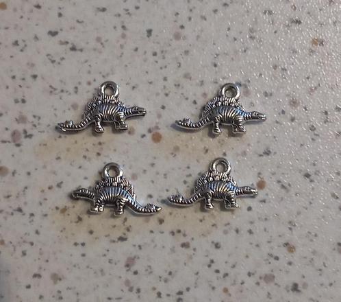 Metalen bedel dinosaurus "nieuw", Hobby en Vrije tijd, Kralen en Sieraden maken, Nieuw, Bedel, Ophalen of Verzenden