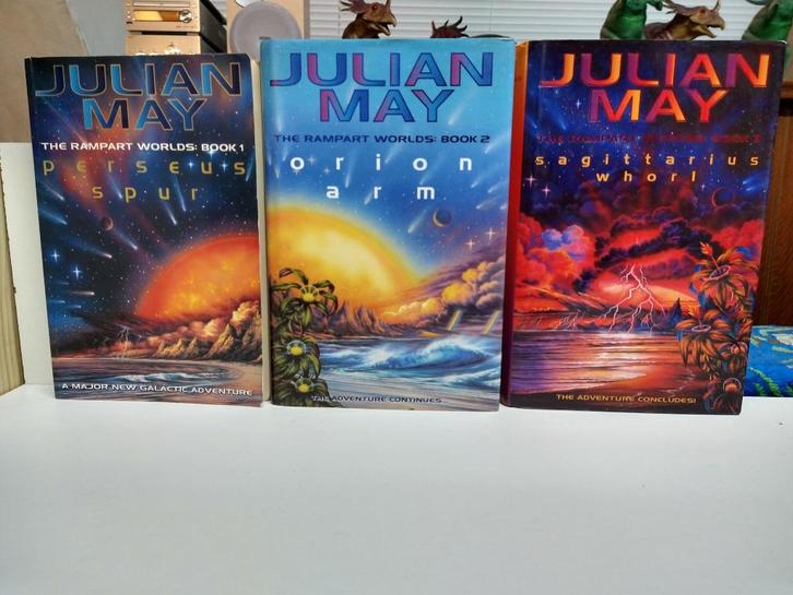 JULIAN MAY - The Rampart WORLDS TRIO (3x english books 2xHC), Boeken, Science fiction, Gelezen, Verzenden