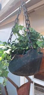 Gietijzer bloempot Ketel brocante roest verweerd hanger, Tuin en Terras, Ophalen of Verzenden, Rond, Metaal, Minder dan 25 cm