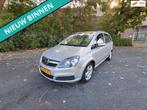 Opel Zafira 2.2 Executive HOGE INSTAP 7 PRSN DAS FIJN, Voorwielaandrijving, Stof, Gebruikt, 4 cilinders