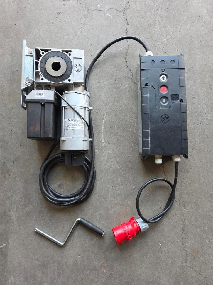 Gfa rolluik motor as 30, Doe-het-zelf en Verbouw, Rolluiken, Zo goed als nieuw, Ophalen of Verzenden