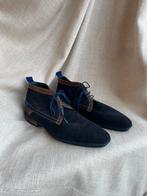 Floris van Bommel Donkerblauwe suède veterboot maat 42, Ophalen of Verzenden, Zo goed als nieuw, Blauw