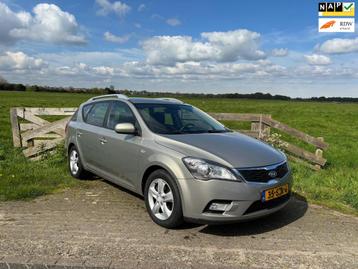 Kia Cee'd Sporty Wagon 1.4 CVVT Navigator Plus Pack, Airco beschikbaar voor biedingen