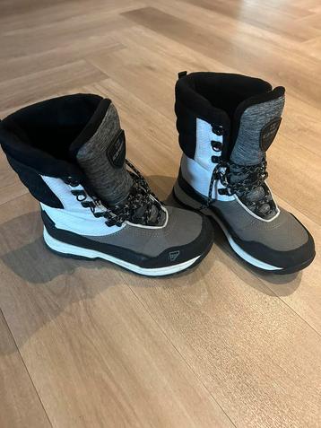 Icepeak schoenen beschikbaar voor biedingen