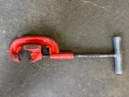 Ridgid Pijpsnijder voor stalen buizen, Doe-het-zelf en Verbouw, Gereedschap | Handgereedschap, Gebruikt, Ophalen of Verzenden